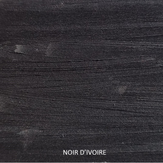 Noir d'ivoire   Baton à l'huile